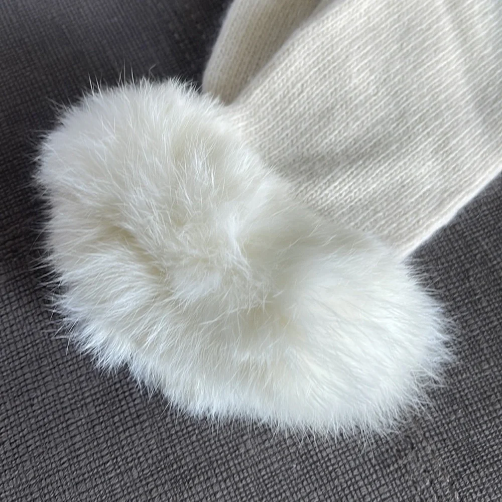 Authentic Rabbit trimmed mittens - Picture 3 of 4